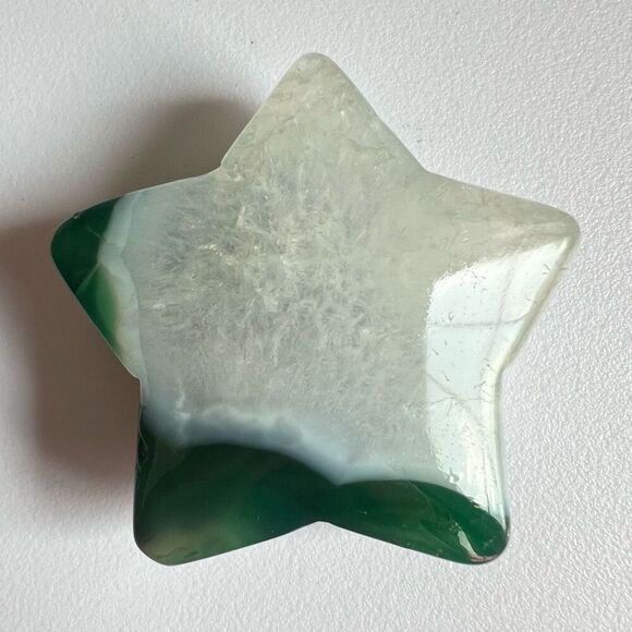 Green Flower Agate Star Carving (4) - Picture 5 of 9